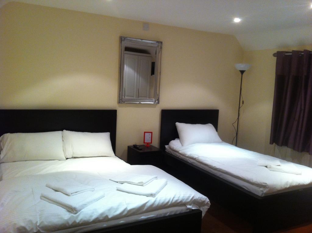 The Greyhound Cottage Chigwell Zimmer foto
