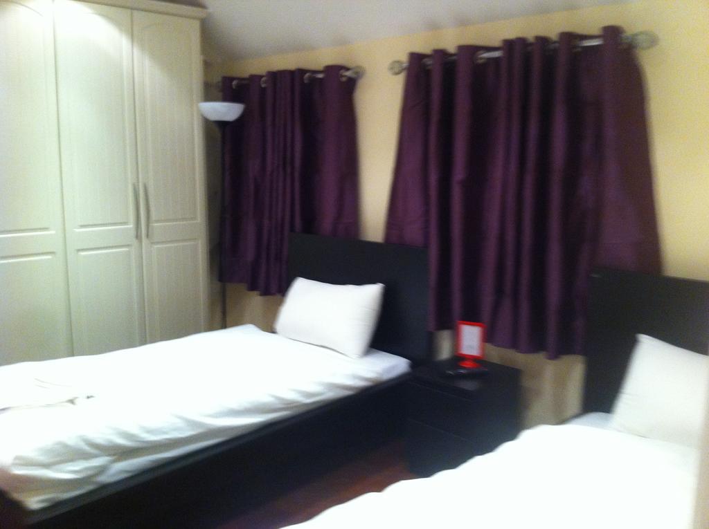The Greyhound Cottage Chigwell Zimmer foto