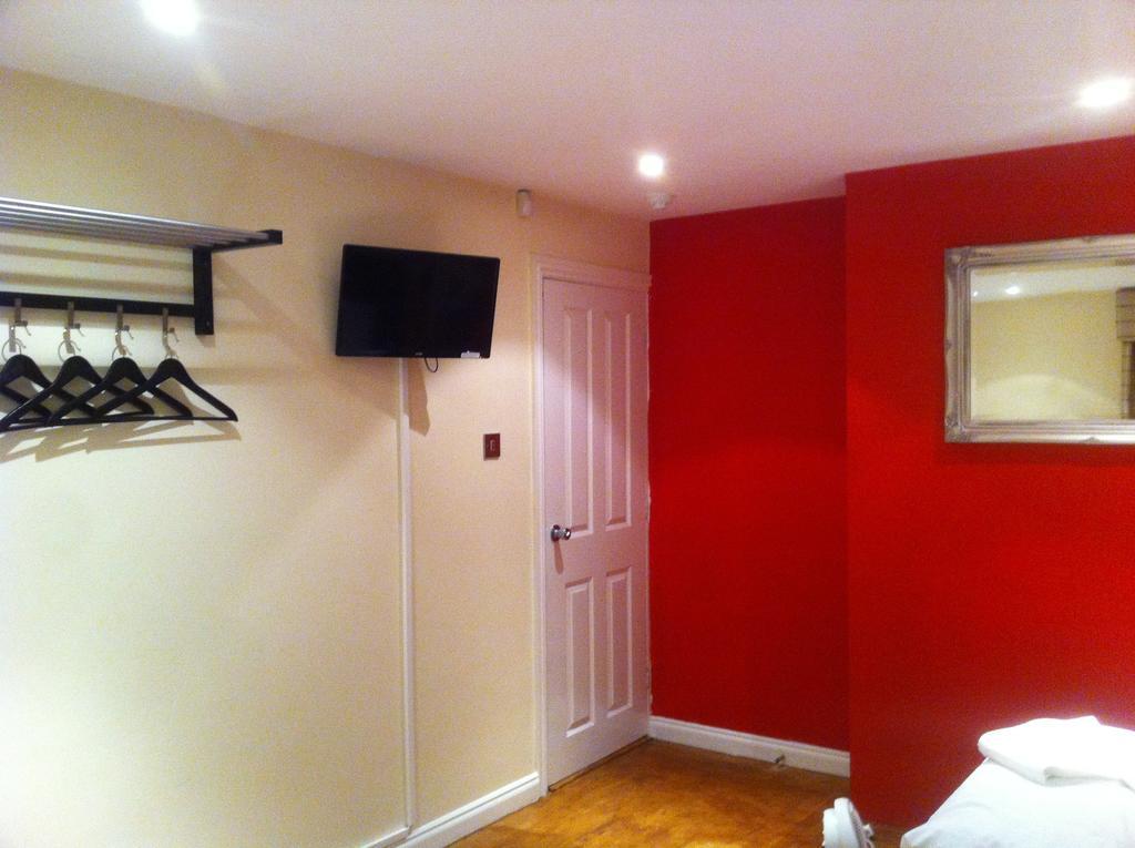 The Greyhound Cottage Chigwell Zimmer foto