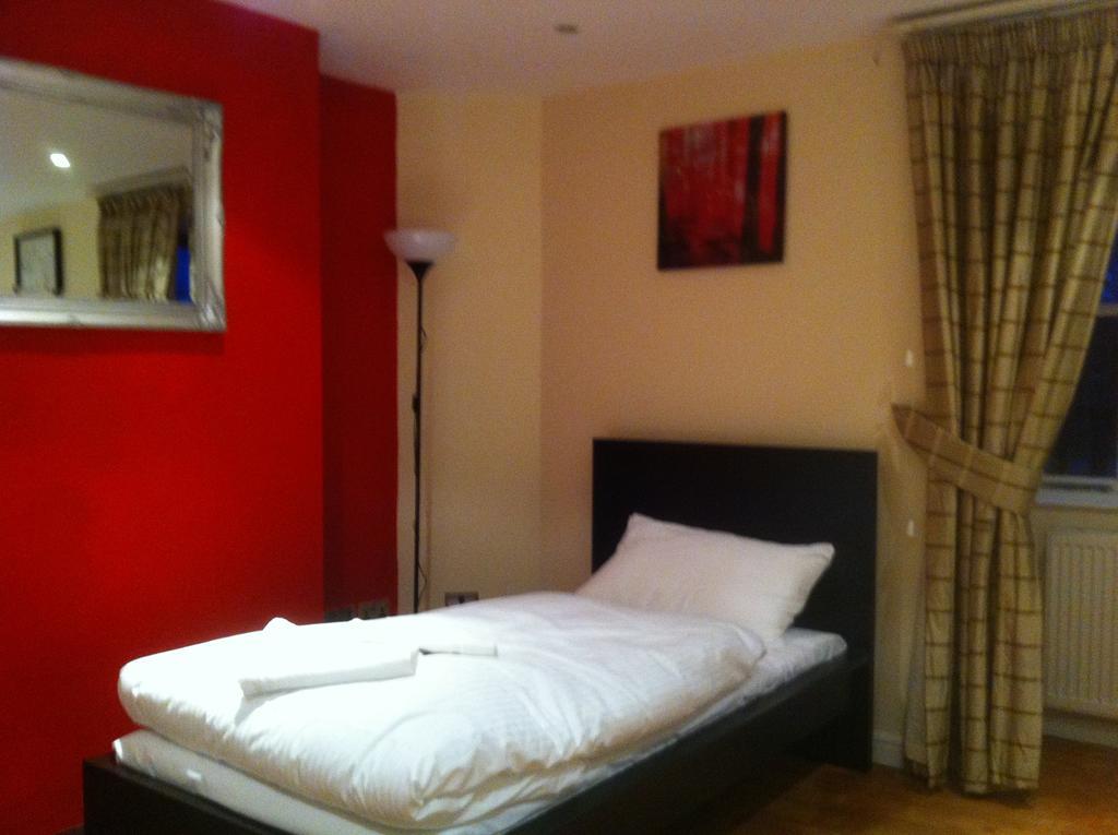 The Greyhound Cottage Chigwell Zimmer foto